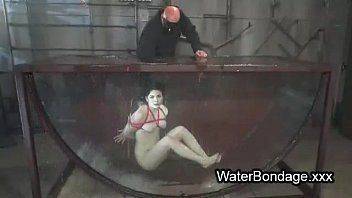 Uncle reccomend underwater bondage
