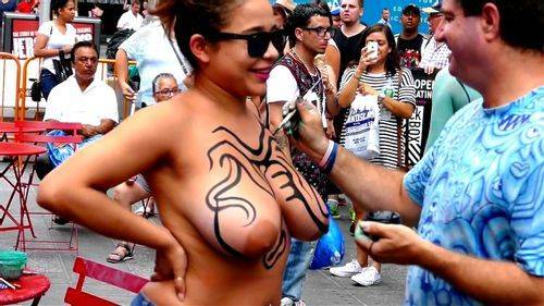 Lord P. S. reccomend big boobs body paint
