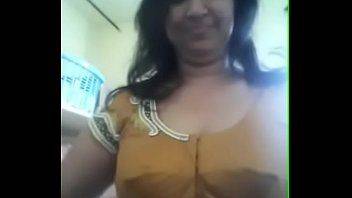 Big boobs girls in blouse pic