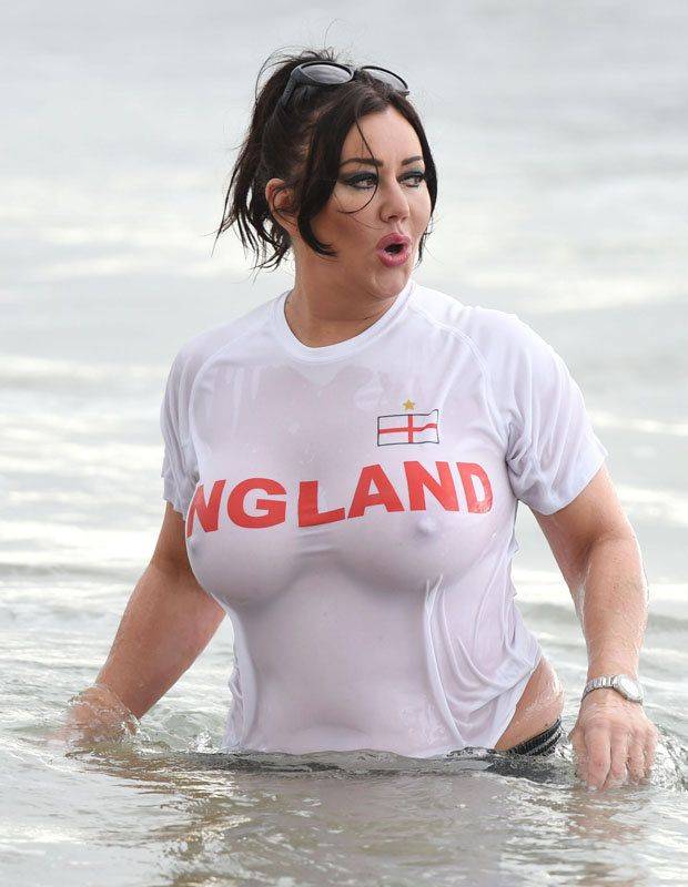 Tits In Wet T Shirts